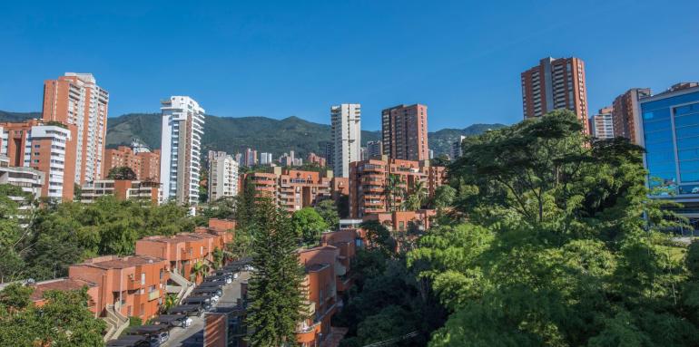 Laureles y El Poblado, los barrios más buscados de Medellín: 5 apartamentos en venta